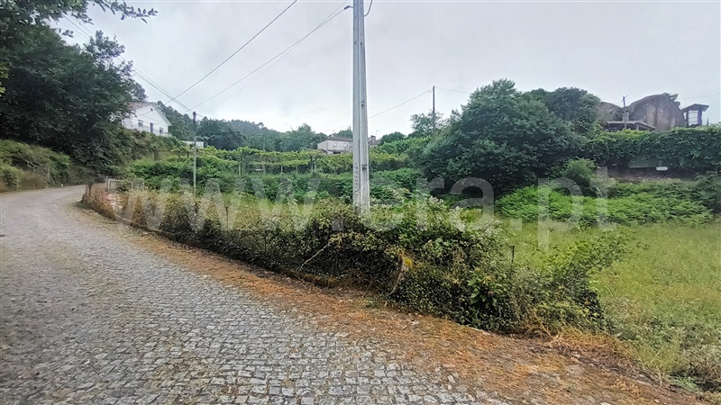 Terreno Misto / Barcelos, Areias de Vilar e Encourados