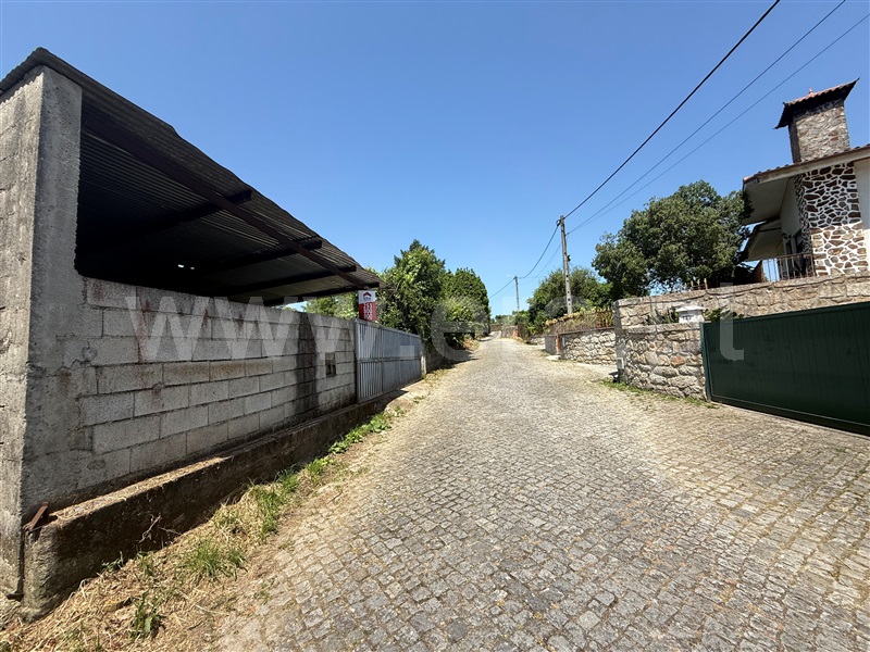 Terreno Misto / Barcelos, Roriz