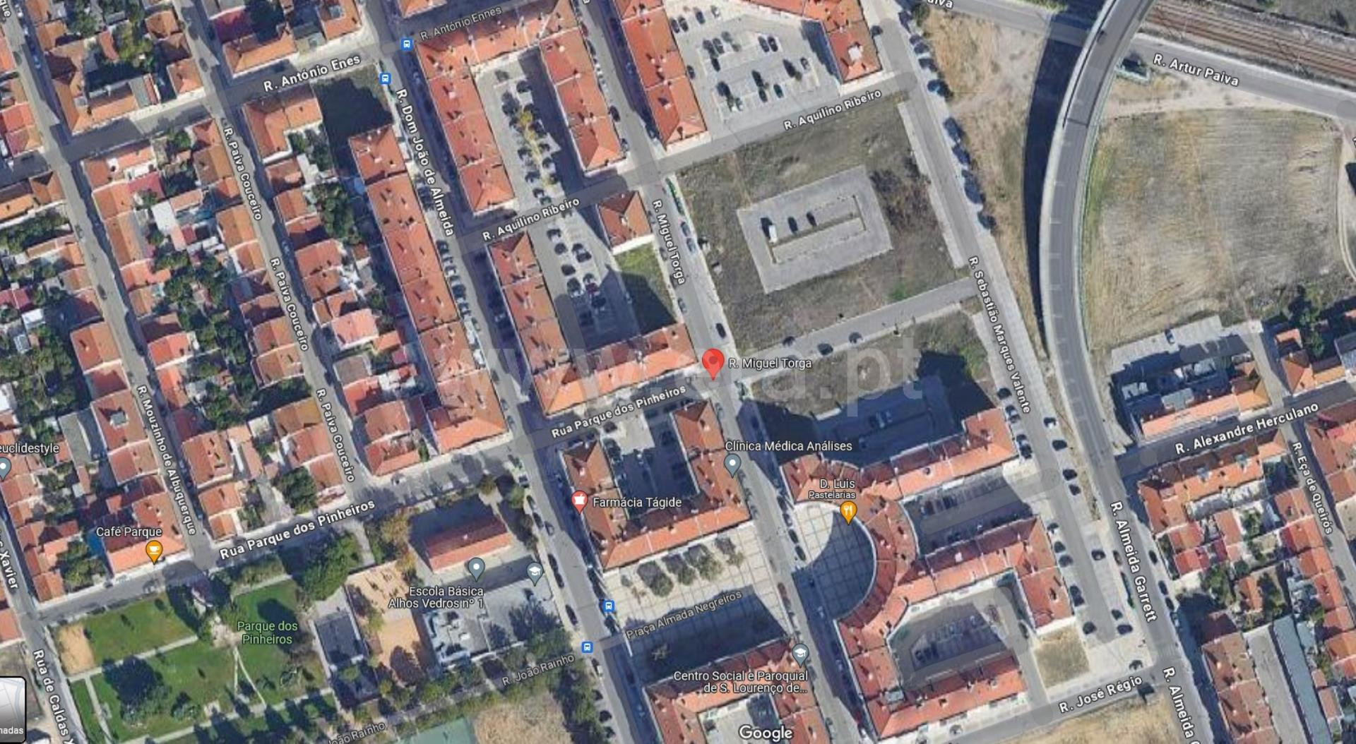 Land for sale in Moita, Portugal — €145,000