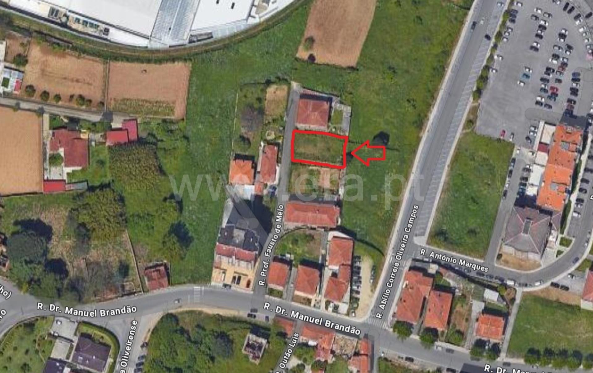 Land for sale in Oliveira de Azeméis, Portugal — €50,000