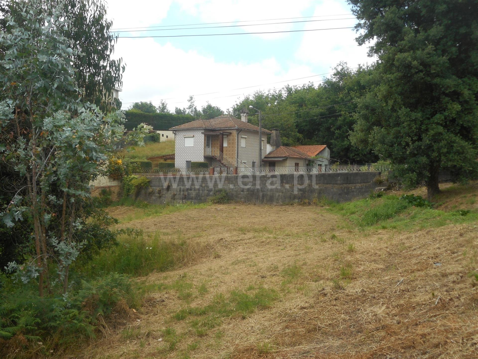 Land for sale in Oliveira de Azeméis, Portugal — €150,000