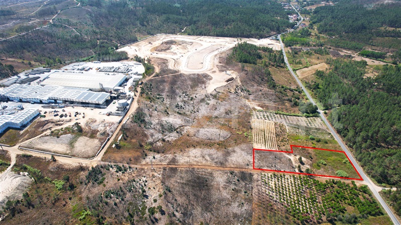 Terreno / Ourém, Freixianda, Ribeira do Fárrio e Formigais