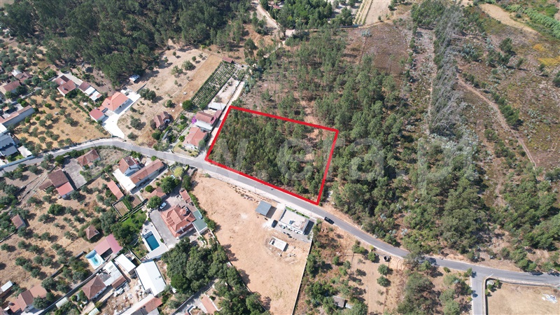 Terreno / Ourém, Rio de Couros e Casal dos Bernardos