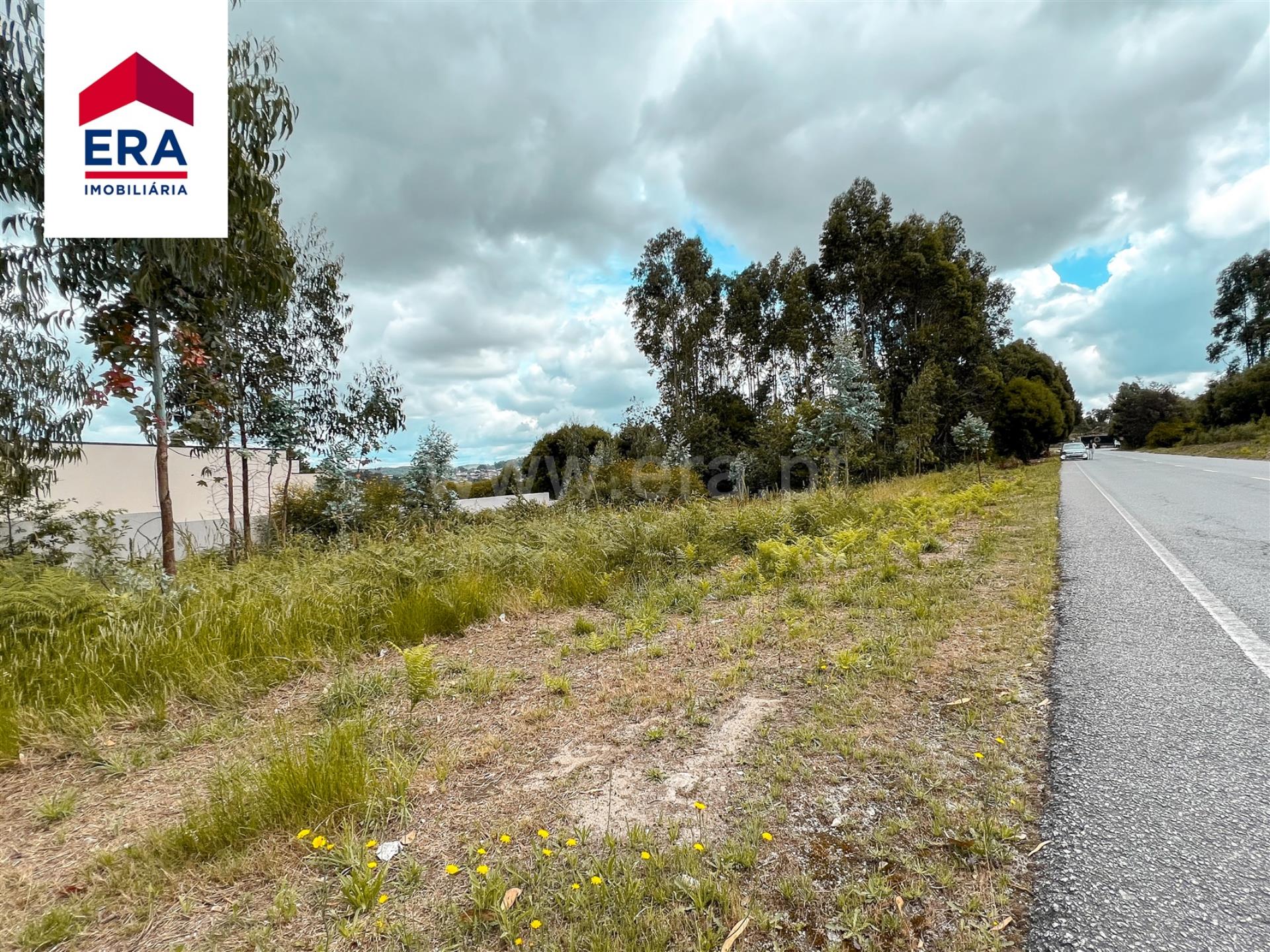 Land for sale in Paços de Ferreira, Portugal — €72,500