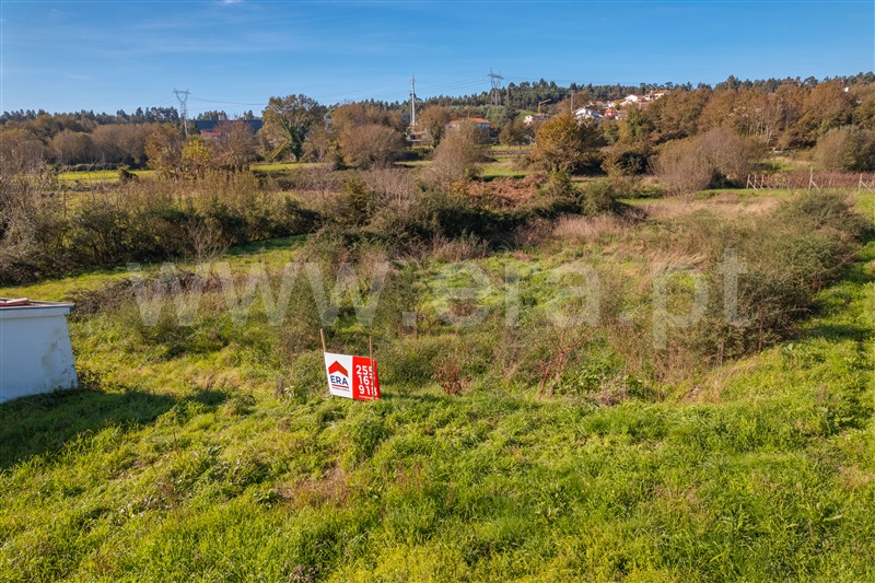 Terreno / Paços de Ferreira, Penamaior