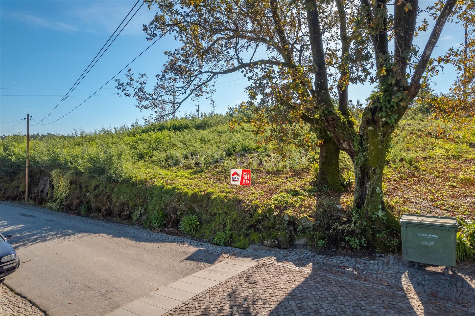 Land for sale in Paços de Ferreira, Portugal — €95,000