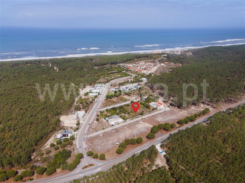 Terreno para Construção / Alcobaça, Pataias e Martingança