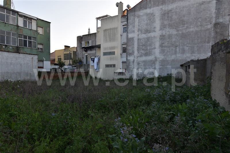 Terreno para Construção / Amadora, Falagueira-Venda Nova