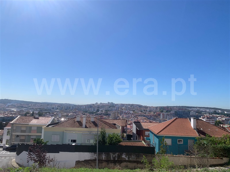 Terreno para Construção / Amadora, Mina de Água