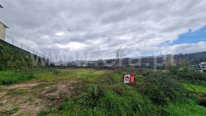 Terreno para Construção / Amarante, Amarante (São Gonçalo), Madalena, Cepelos e Gatão