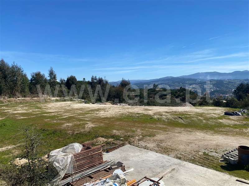 Terreno para Construção / Amarante, Fregim