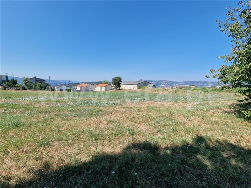 Terreno para Construção / Amarante, Lufrei