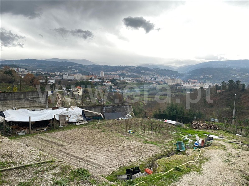 Terreno para Construção / Amarante, Telões
