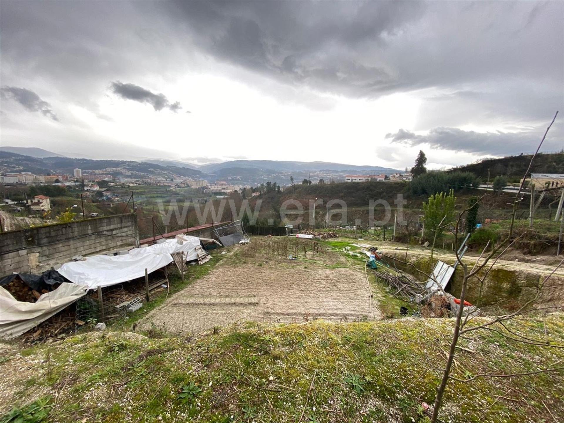 Land for sale in Amarante, Portugal — €57,000