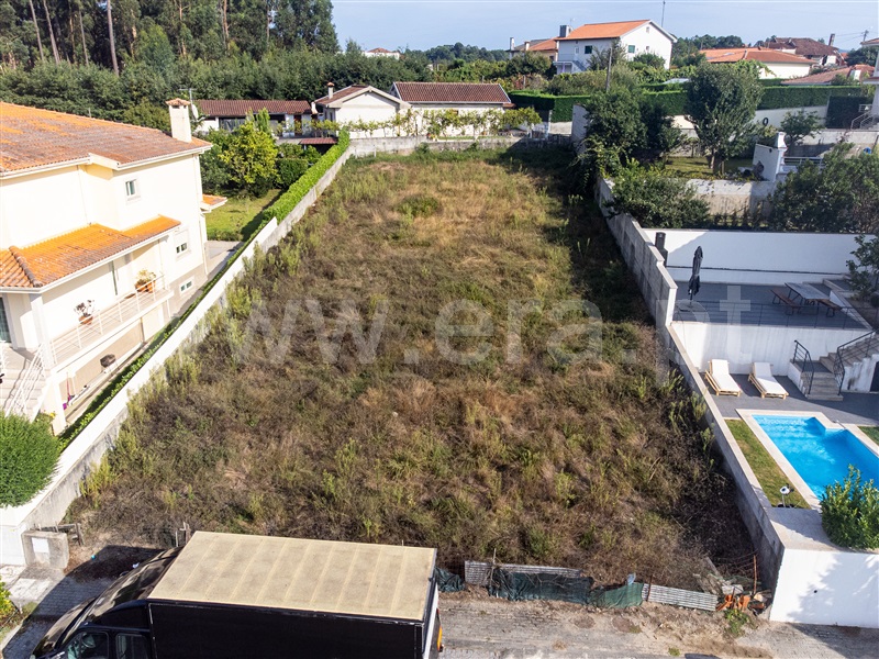 Terreno para Construção / Amares, Bico
