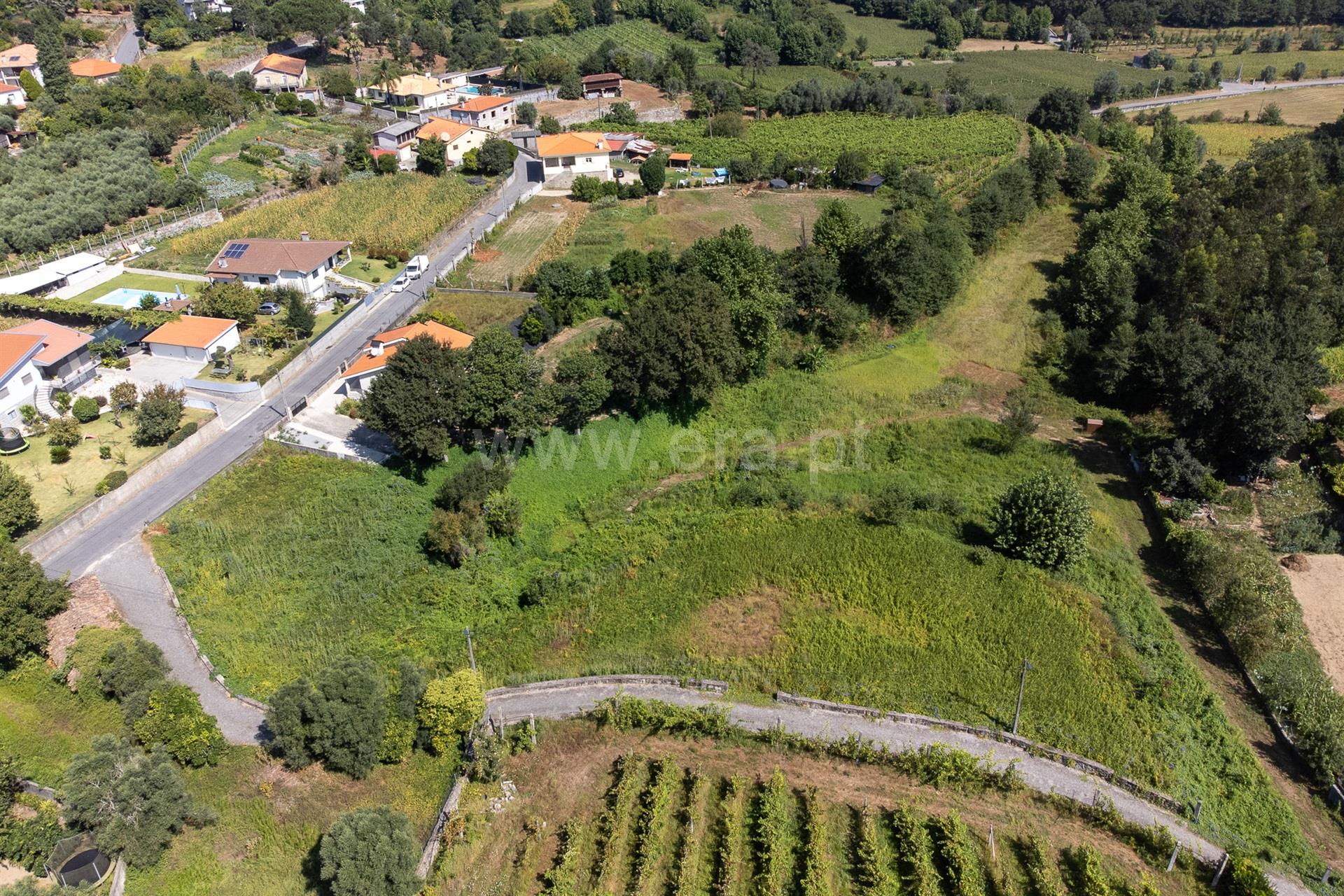 Land for sale in Amares, Portugal — €90,000
