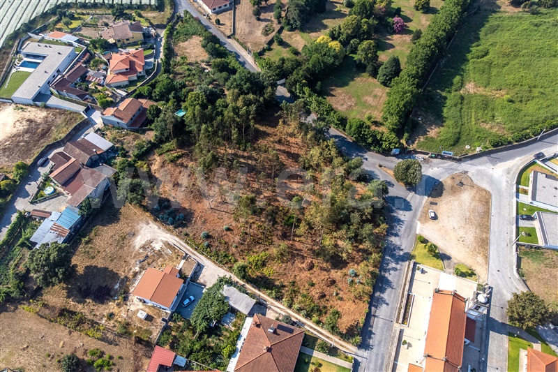 Terreno para Construção / Amares, Lago