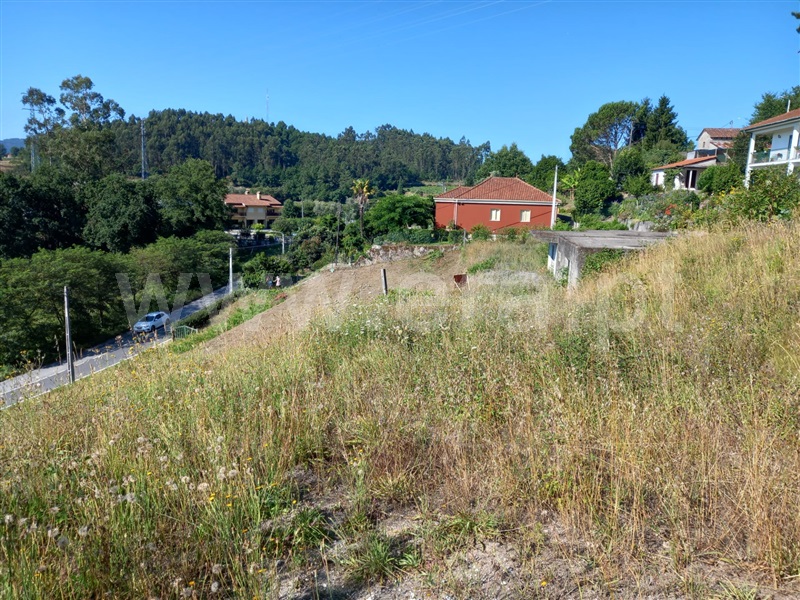 Terreno para Construção / Arcos de Valdevez, Souto e Tabaçô