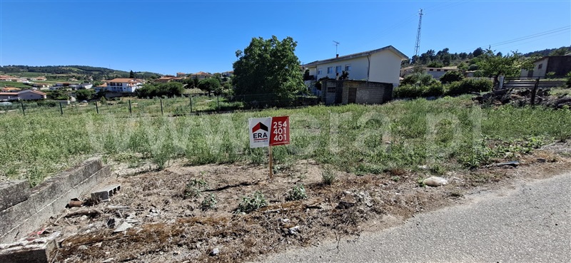 Terreno para Construção / Armamar, Fontelo