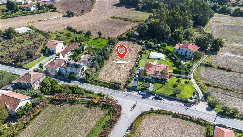 Terreno para Construção / Barcelos, Balugães