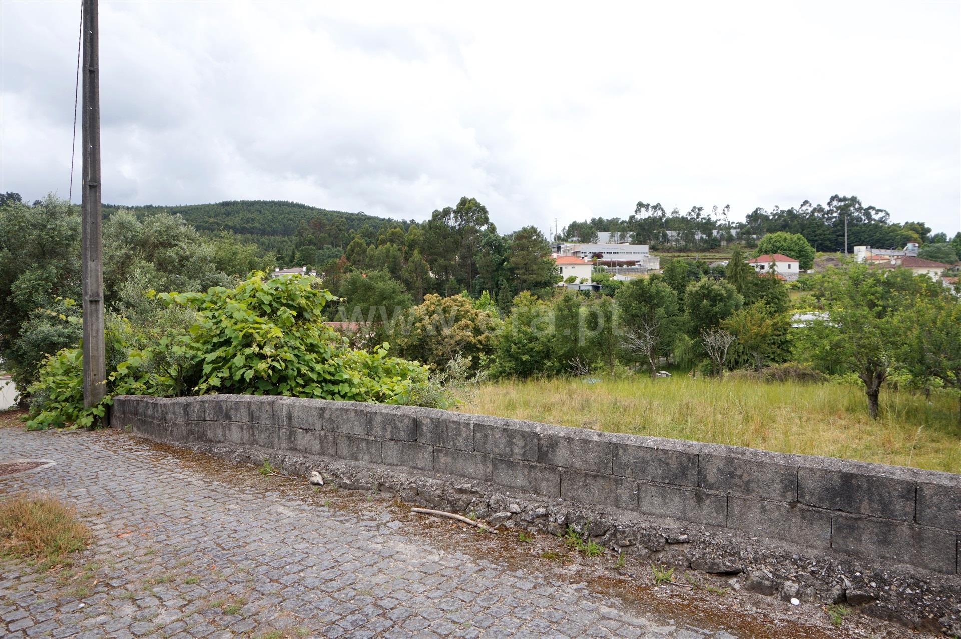 Land for sale in Barcelos, Portugal — €78,000