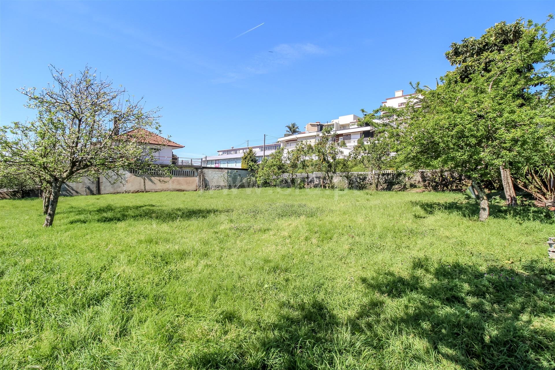 Land for sale in Barcelos, Portugal — €98,000