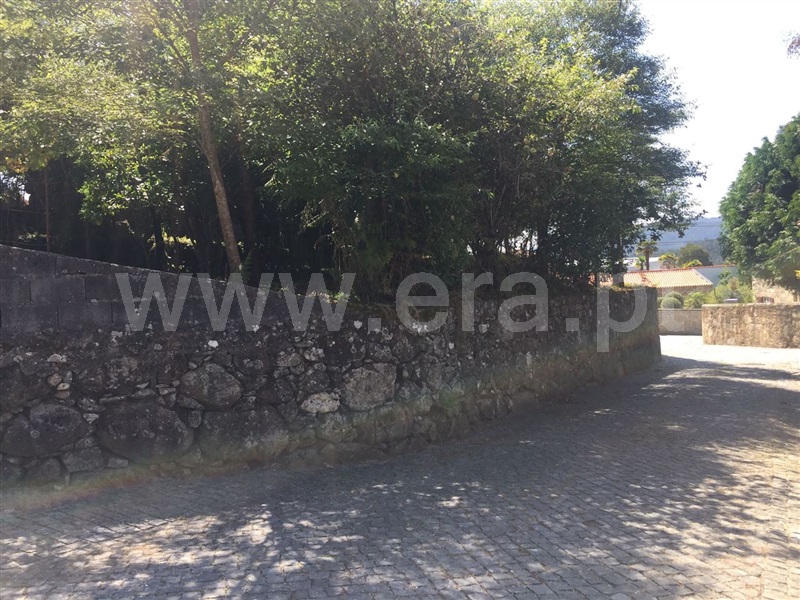 Terreno para Construção / Barcelos, Creixomil e Mariz