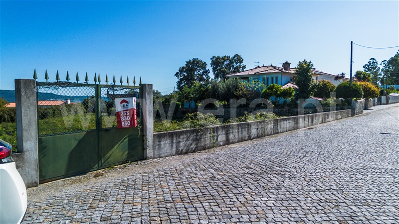 Terreno para Construção / Barcelos, Creixomil e Mariz