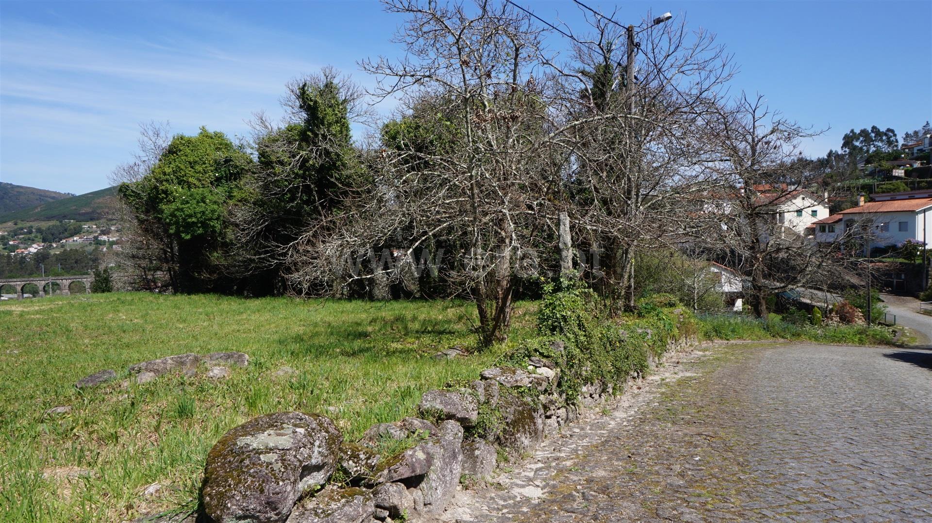 Land for sale in Barcelos, Portugal — €87,500