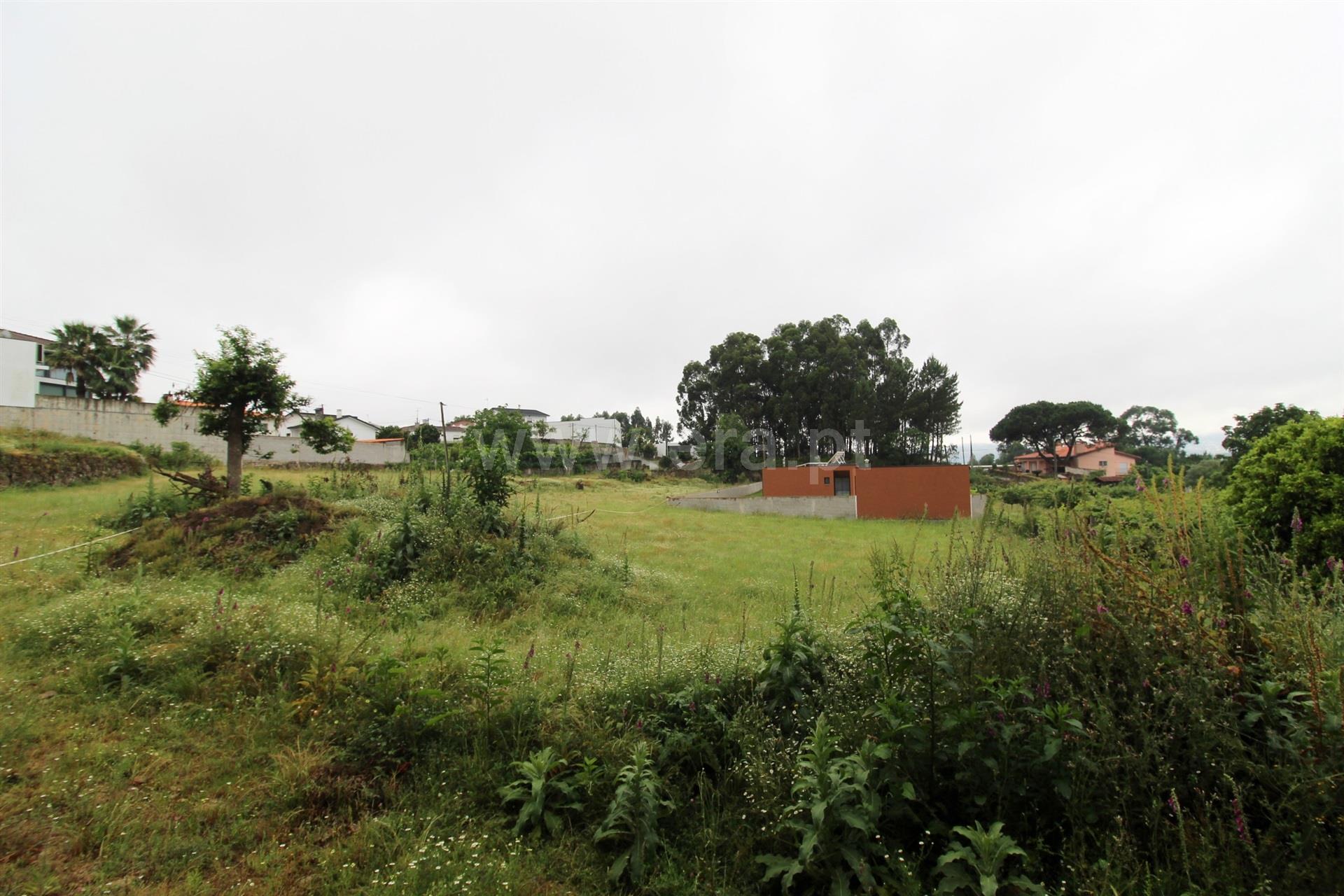 Land for sale in Barcelos, Portugal — €98,000