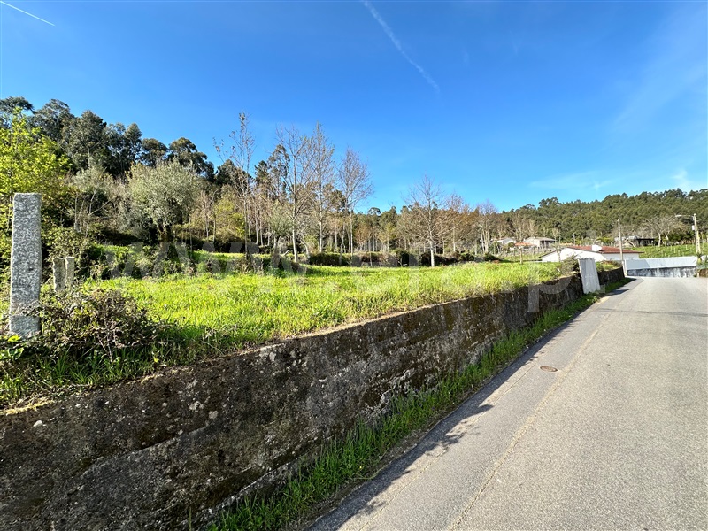 Terreno para Construção / Barcelos, Oliveira