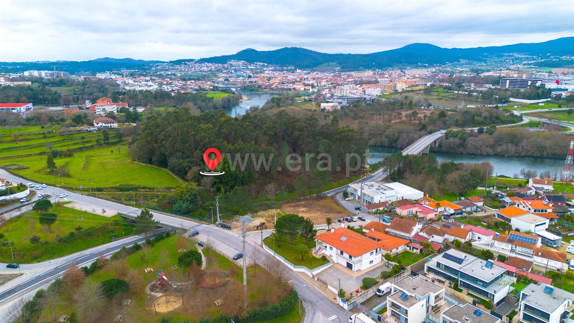 Land for sale in Barcelos, Portugal — €220,000