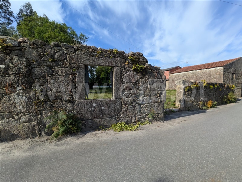 Terreno para Construção / Barcelos, Vila Cova e Feitos