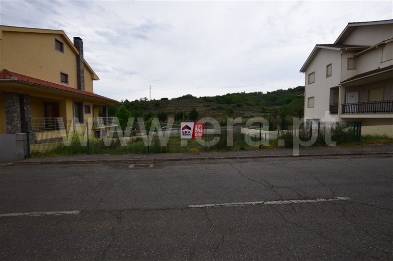 Terreno para Construção / Bragança, Samil