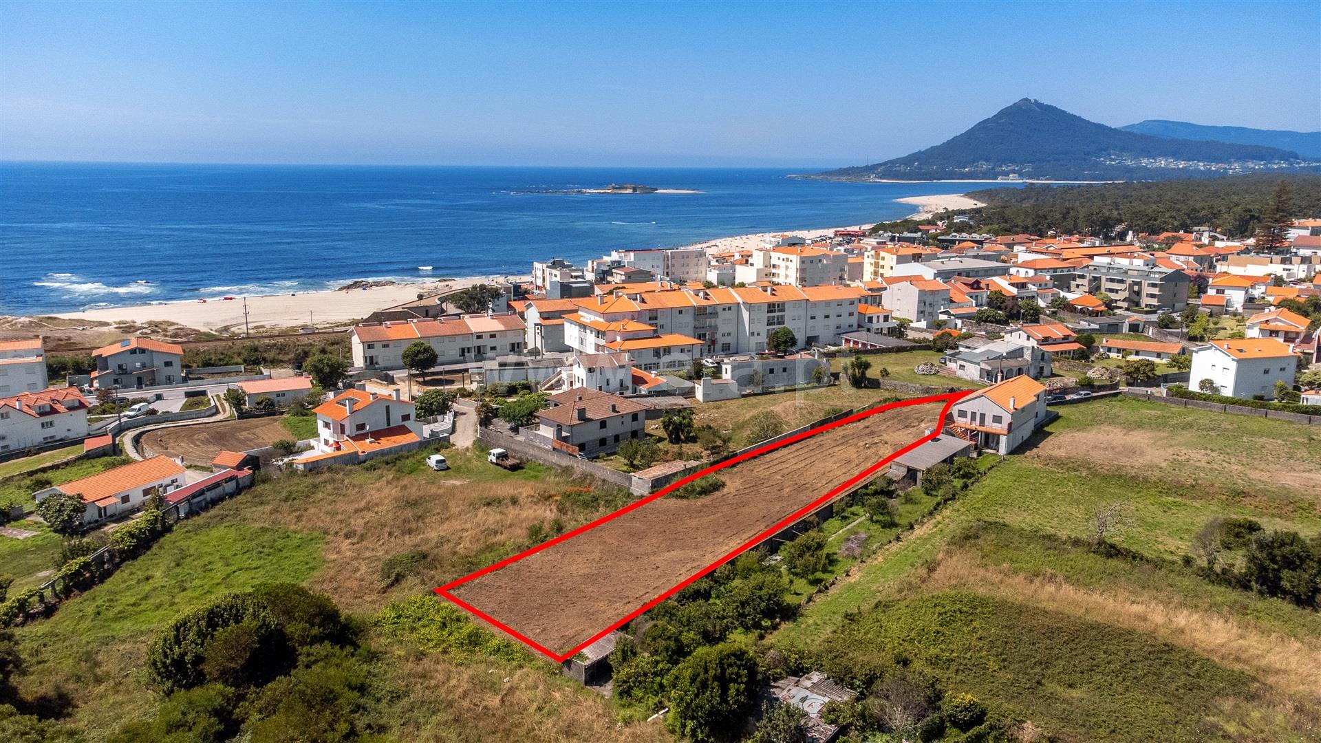 Land for sale in Caminha, Portugal — €179,000