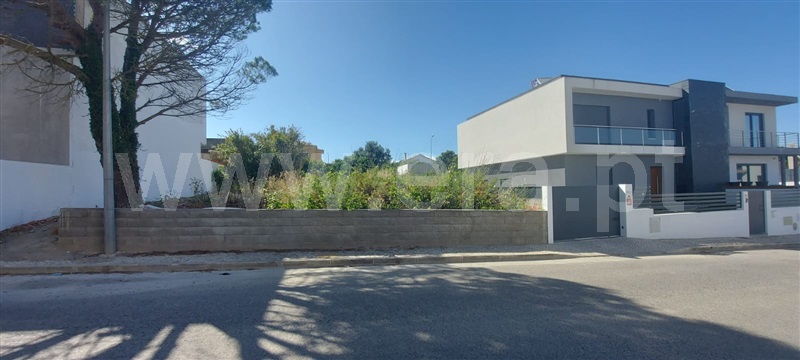 Terreno para Construção / Cascais, São Domingos de Rana
