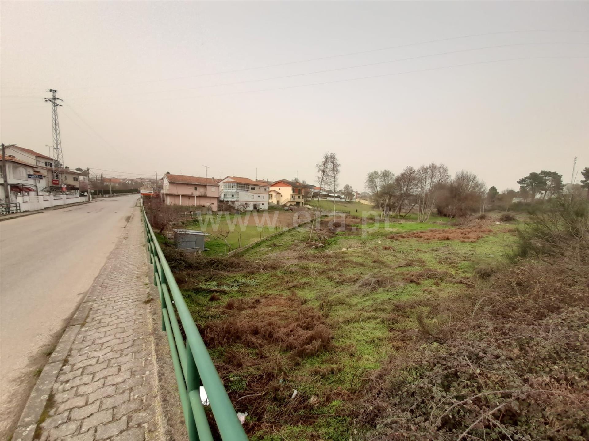 Land for sale in Chaves, Portugal — €85,000