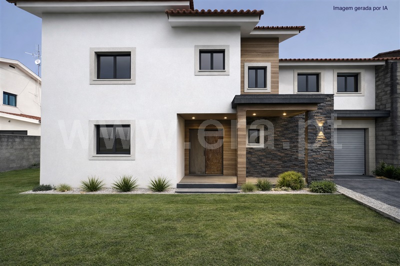 Terreno para Construção / Chaves, Santa Cruz/Trindade e Sanjurge