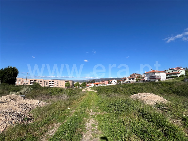 Terreno para Construção / Chaves, Santa Maria Maior