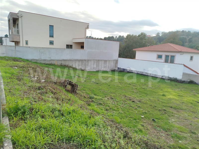 Terreno para Construção / Chaves, Santa Maria Maior