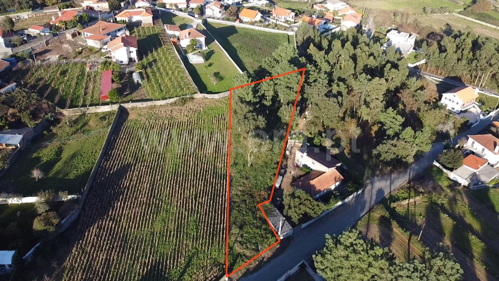 Land for sale in Esposende, Portugal — €85,500
