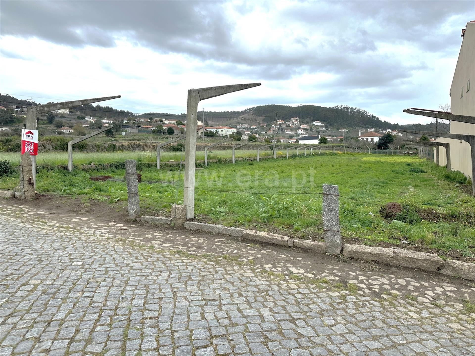 Land for sale in Esposende, Portugal — €99,900