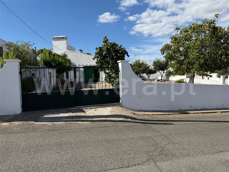Terreno para Construção / Évora, Nossa Senhora da Tourega e Nossa Senhora de Guadalupe