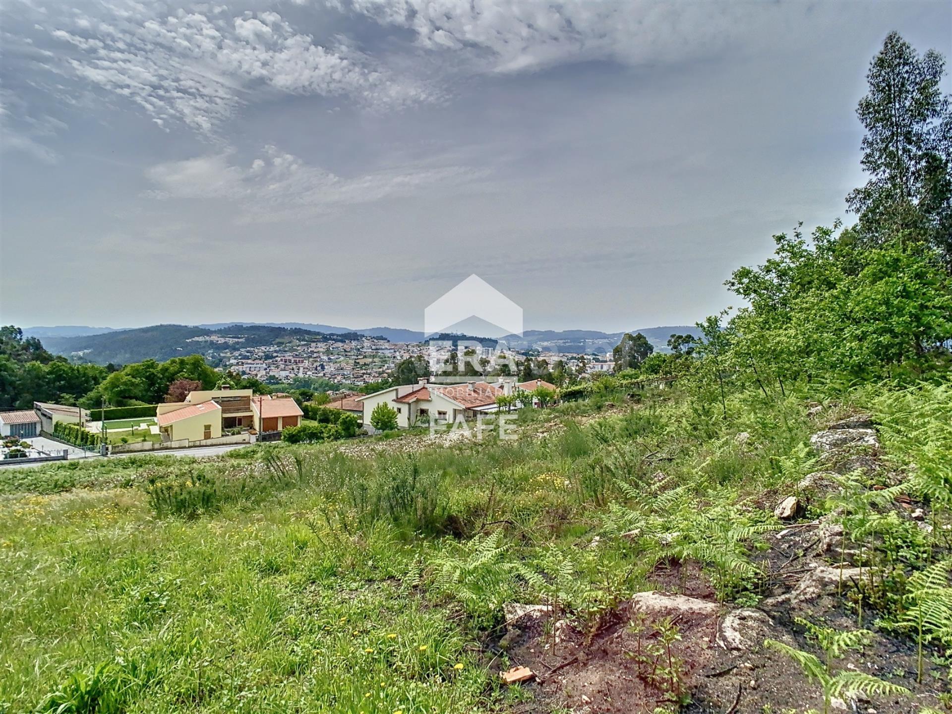 Land for sale in Fafe, Portugal — €199,500