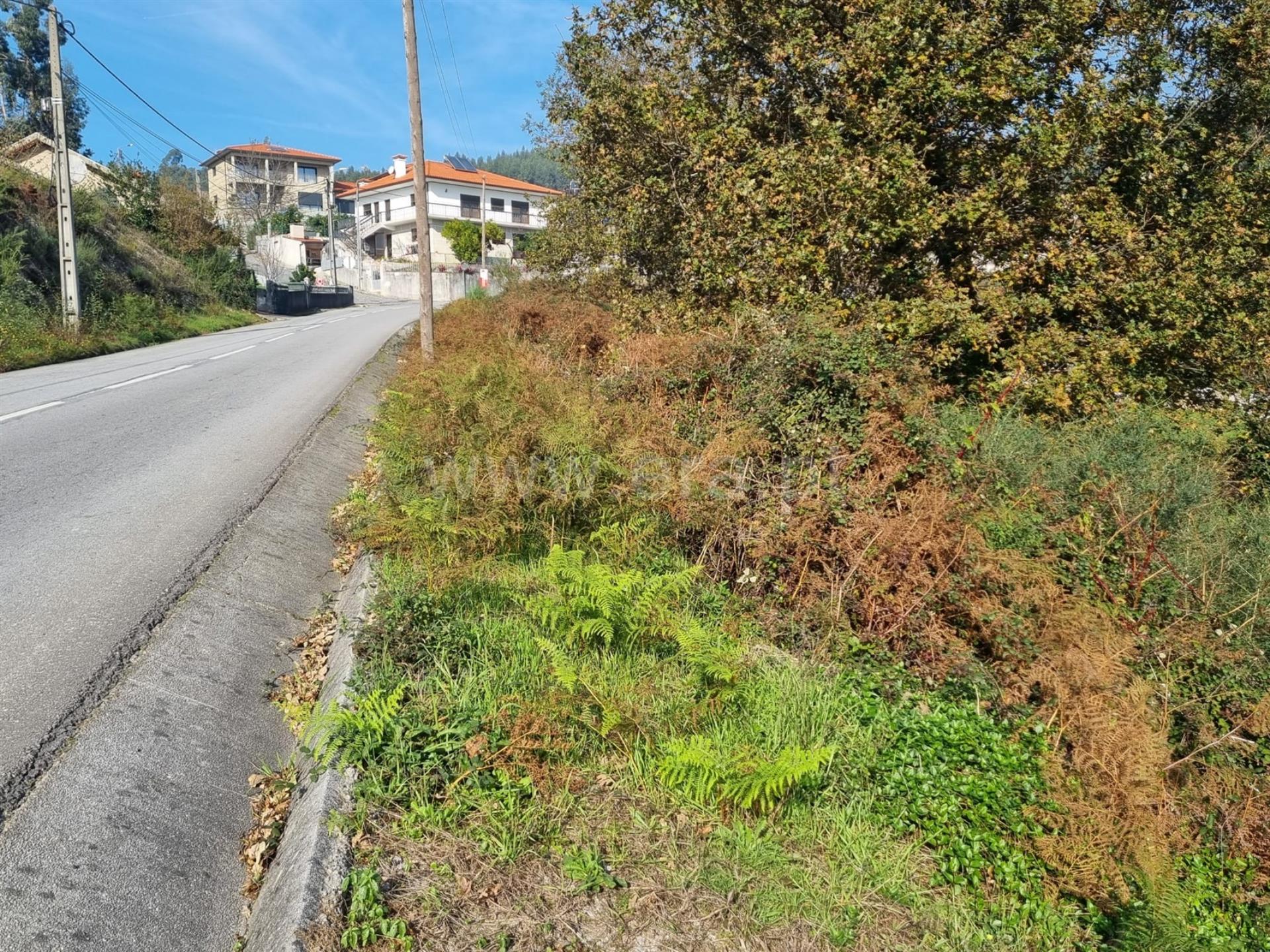 Land for sale in Fafe, Portugal — €100,000