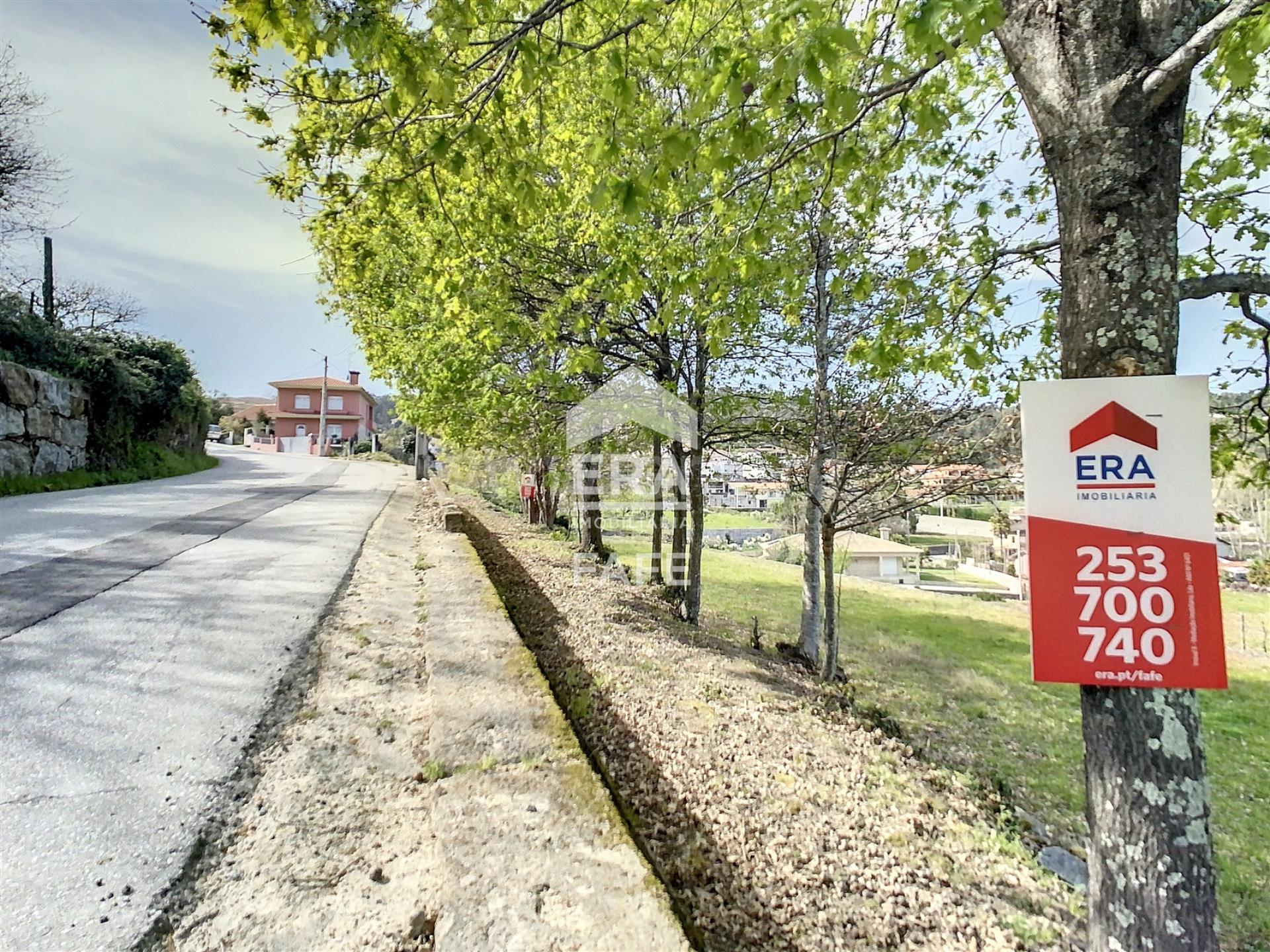 Land for sale in Fafe, Portugal — €101,500