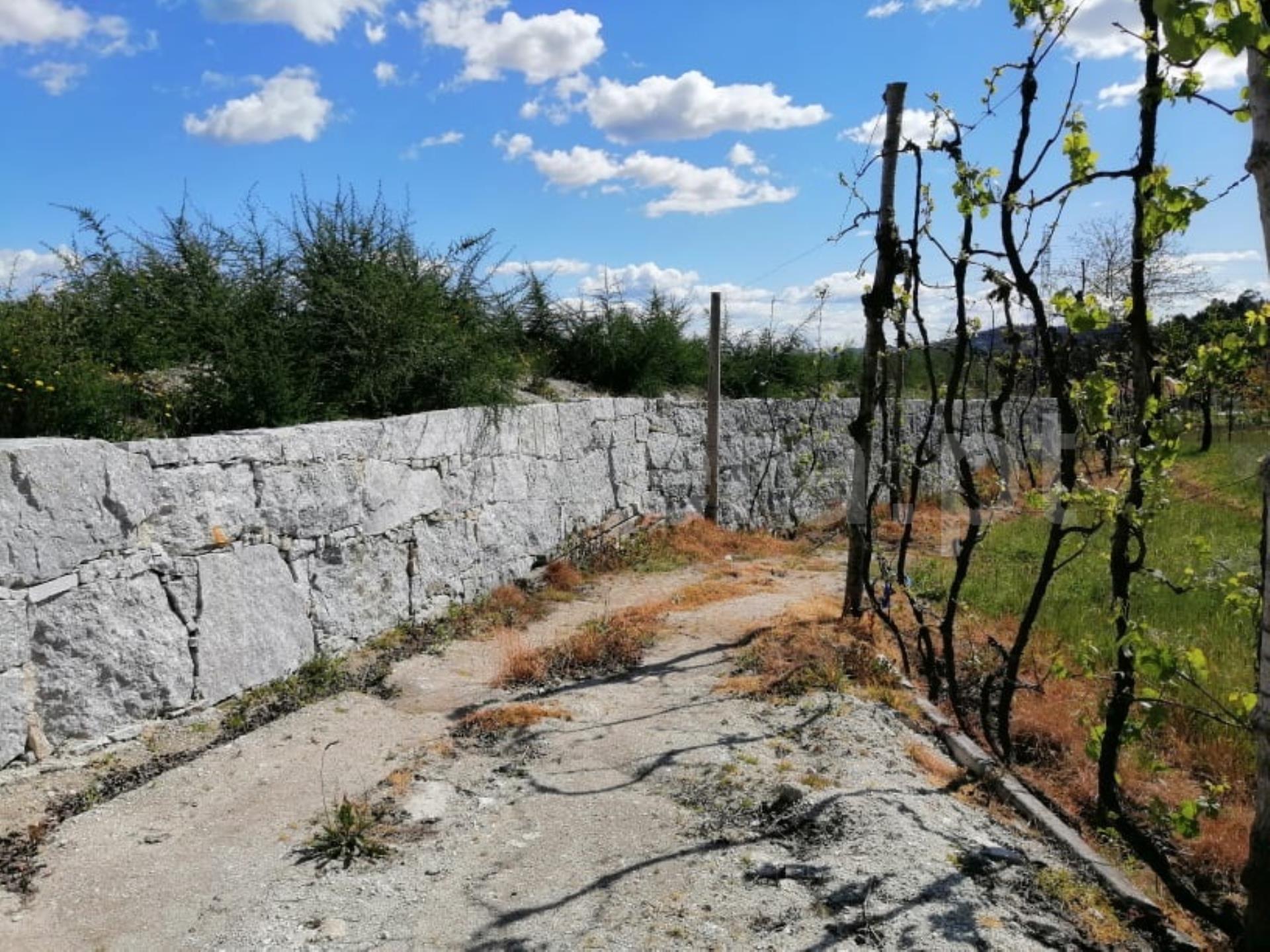 Land for sale in Fafe, Portugal — €72,500
