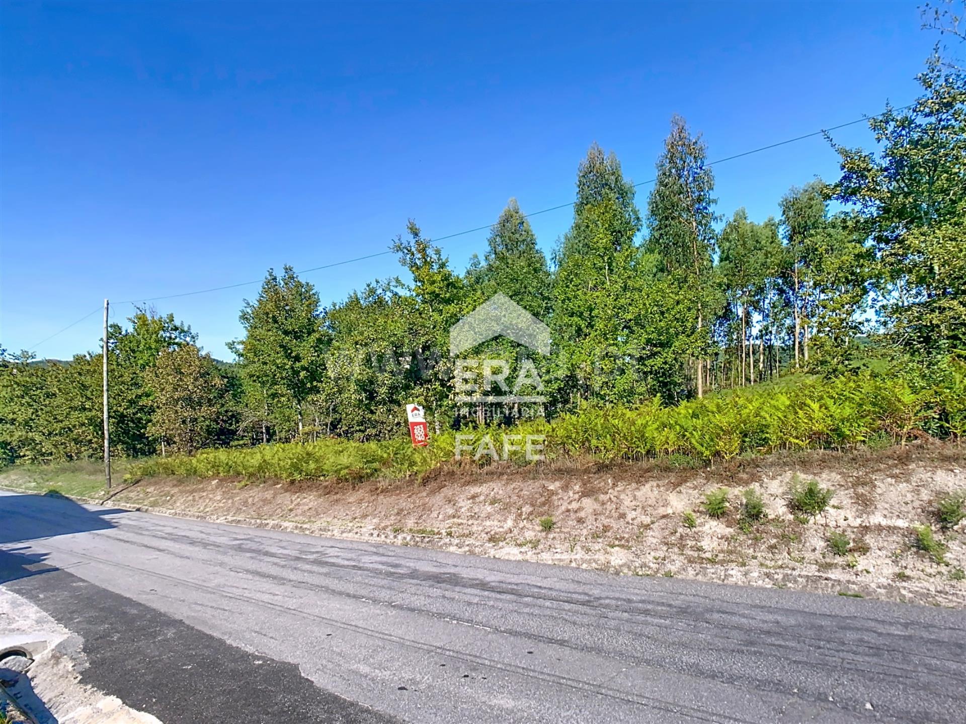 Land for sale in Fafe, Portugal — €83,500