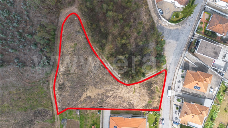 Terreno para Construção / Felgueiras, Idães