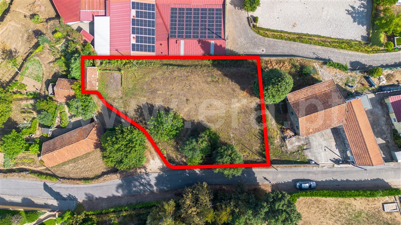 Terreno para Construção / Felgueiras, Idães